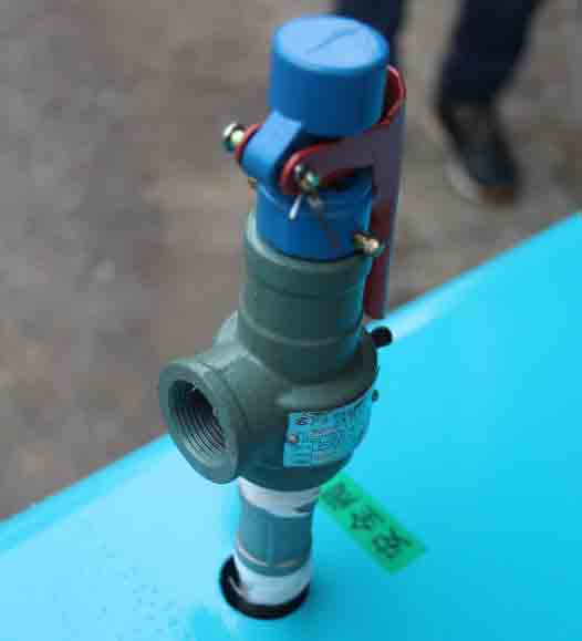 蒸汽发生器.jpg 蒸汽发生器.jpg