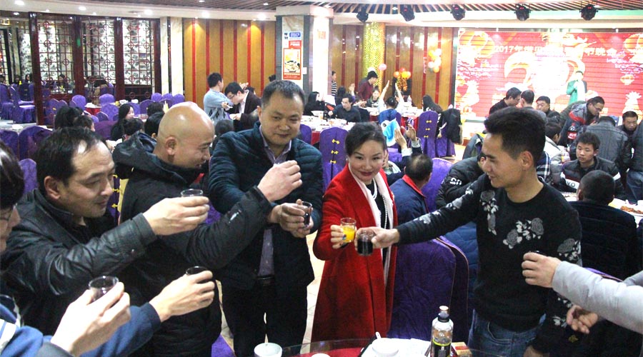 好色先生污版APP年会