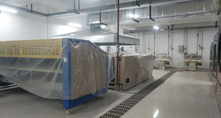 酒店使用电蒸汽发生器进行床品的消毒杀菌，保障卫生