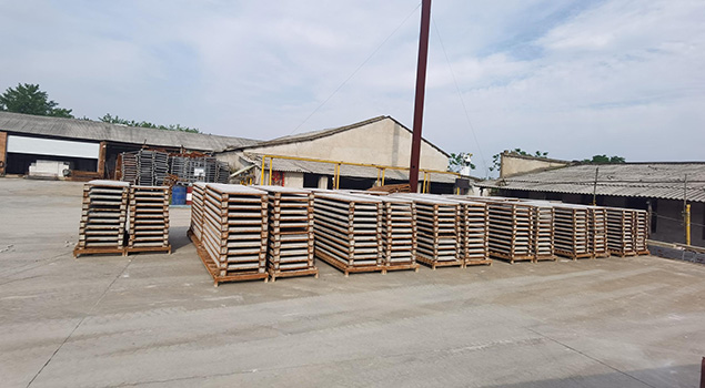 养护外墙保温板，用电蒸汽发生器好还是用91好色先生IOS下载好？